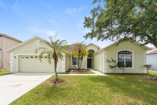 243 Anson Dr in Kissimmee, FL - Building Photo
