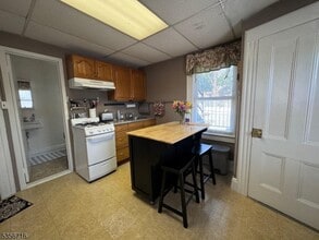 14 Cottage Pl in Montclair, NJ - Building Photo - Building Photo