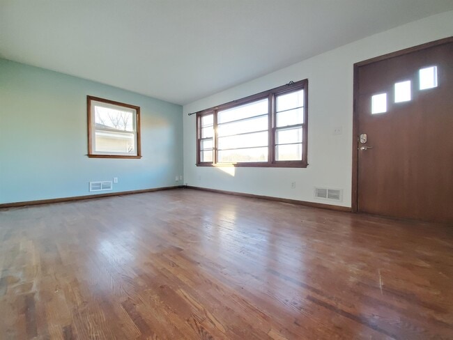 2004-16 1/2 16 1/2 St NW in Rochester, MN - Building Photo - Building Photo