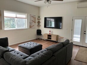 1105 Granite Hill Rd in Grants Pass, OR - Building Photo - Building Photo