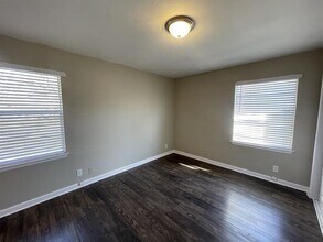 2513 Greenway St in Arlington, TX - Building Photo - Building Photo