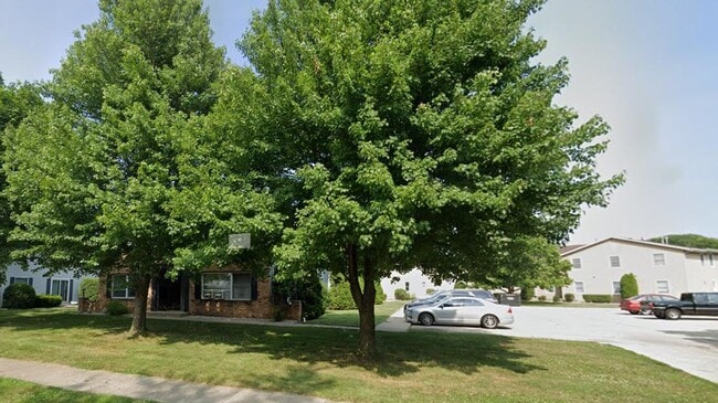 1102 S 16th St in Goshen, IN - Building Photo - Building Photo