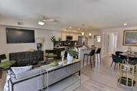 River Pointe in Gloucester City, NJ - Building Photo - Building Photo