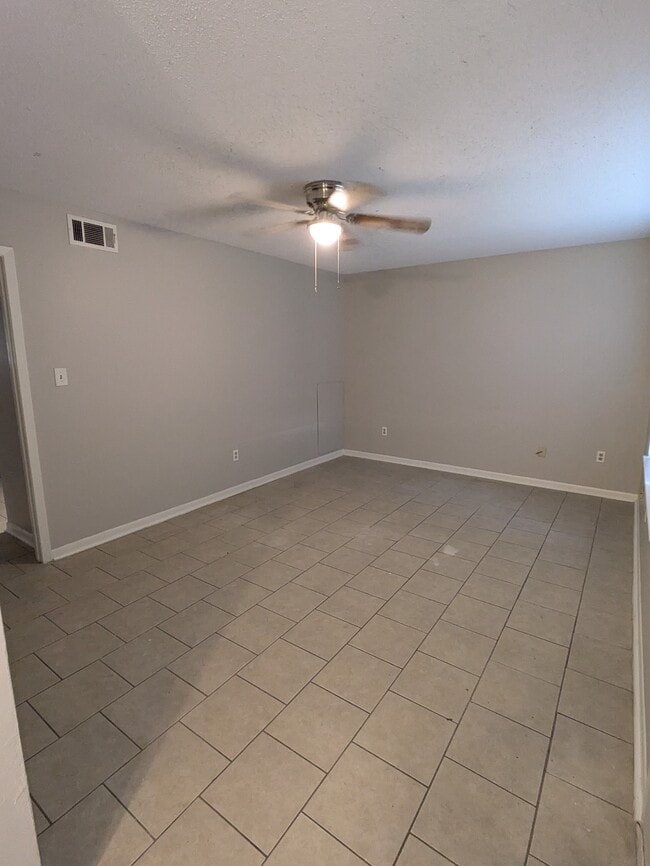 931 Central Ave in Picayune, MS - Building Photo - Building Photo