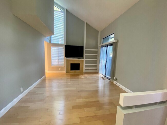 5411 Black Ave in Pleasanton, CA - Building Photo - Building Photo