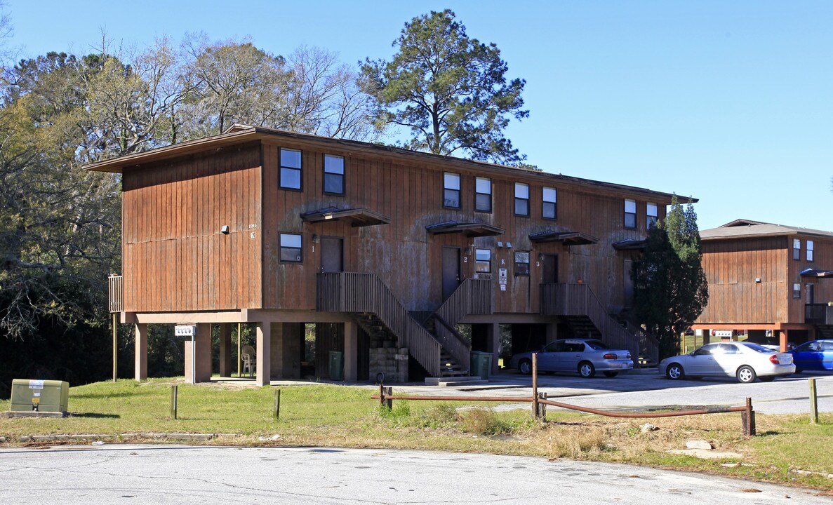 1194 Jo Ree in Valdosta, GA - Building Photo