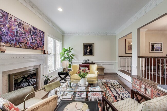 5316 MacArthur Blvd NW in Washington, DC - Building Photo - Building Photo