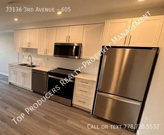 property at 33136 3 Ave