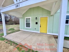 581 Gilleas Rd in Memphis, TN - Building Photo - Building Photo