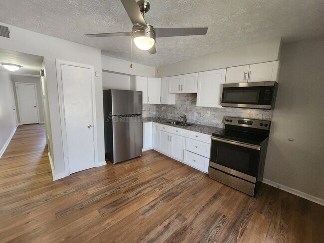 116 Spring Ct in Fairburn, GA - Building Photo - Building Photo