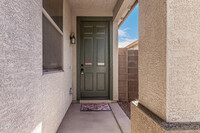 17777 W Post Dr in Surprise, AZ - Foto de edificio - Building Photo