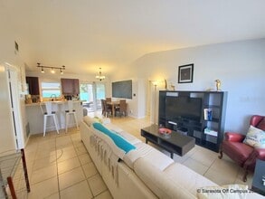 1384 39th St in Sarasota, FL - Building Photo - Building Photo