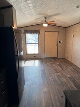10810 Hufsmith Rd in Tomball, TX - Building Photo - Building Photo