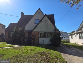 18 N State St in Vineland, NJ - Building Photo - Building Photo