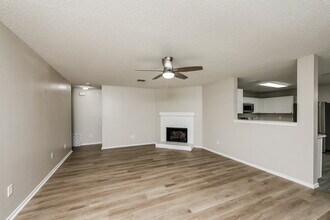 3054 Limestone Hill Ln in Rockwall, TX - Foto de edificio - Building Photo