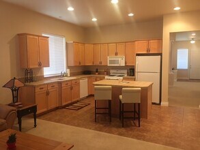 19581 Tokatee Lake Ct in Bend, OR - Building Photo - Building Photo