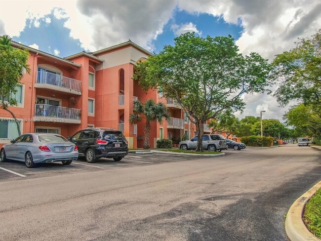 6968 SW 39th St, Unit F207 in Davie, FL - Building Photo - Building Photo