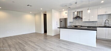 506 S Hardy Dr in Tempe, AZ - Building Photo - Building Photo