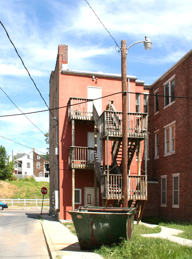 Hill Cafe Apartments in Harrisburg, PA - Foto de edificio - Building Photo