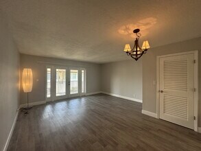 1047 Small Ct in Indian Harbour Beach, FL - Building Photo - Building Photo