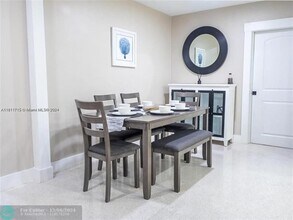 461 SE 1st Ave in Pompano Beach, FL - Building Photo - Building Photo