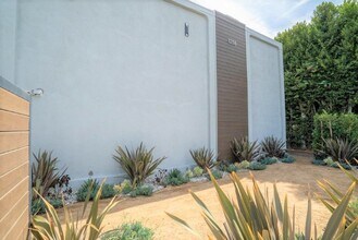 The Harvard Hideaway in Los Angeles, CA - Foto de edificio - Building Photo