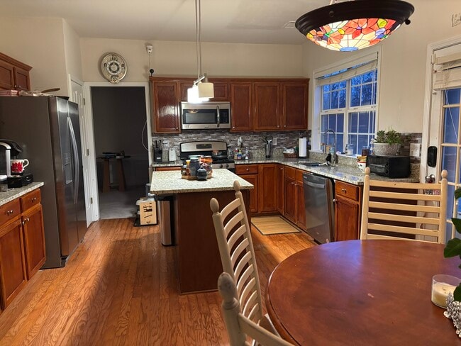 8330 Shakerag Trace in Suwanee, GA - Building Photo - Building Photo