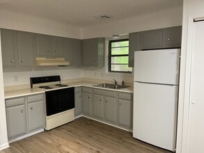 8 Ona Ln in Hot Springs, AR - Building Photo - Building Photo