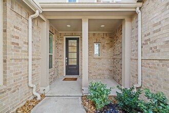 9405 Vis Fls Trce in Houston, TX - Building Photo - Building Photo