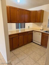 17509 Lee Rd in Ft. Myers, FL - Building Photo - Building Photo