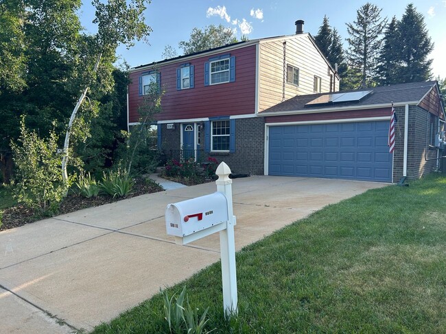 property at 1061 Cottonwood St