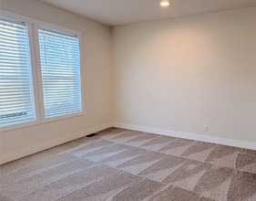 17050 Coventry Ln in Holly, MI - Foto de edificio - Building Photo