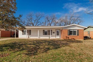 2140 Glenwood Dr in Abilene, TX - Building Photo