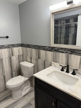 219 Sierra Ct in Woodbridge, NJ - Building Photo - Building Photo