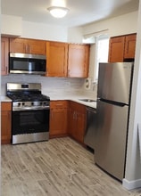 203 Erica Terrace in Philadelphia, PA - Building Photo - Building Photo