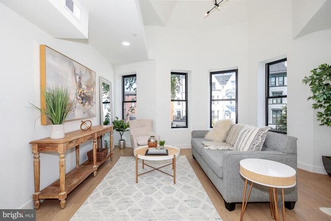 property at 304 Florida Ave NW