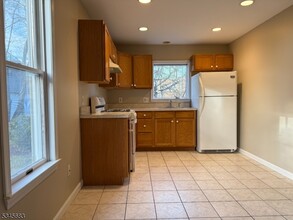 516 Cumberland St in Westfield, NJ - Building Photo - Building Photo
