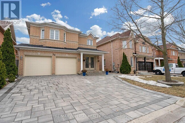 39 Monte Cristi St in Vaughan, ON - Building Photo - Building Photo