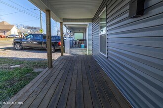 1422 Beaumont Ave in Knoxville, TN - Building Photo - Building Photo