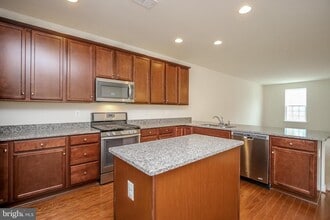 8404 Wood Thrush Way in Severn, MD - Building Photo - Building Photo