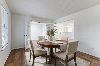 10535 Chesterton Dr in Dallas, TX - Building Photo - Building Photo