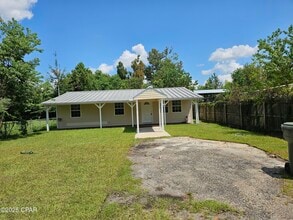 609 Virginia Ave in Lynn Haven, FL - Building Photo - Building Photo