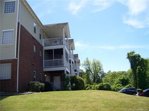 370 Bubble Creek Ct in Fayetteville, NC - Building Photo - Building Photo