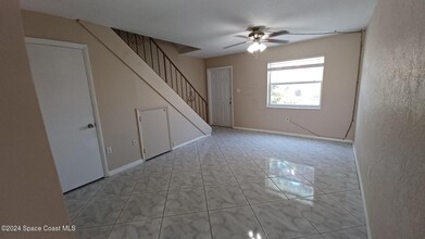 50 Needle Blvd in Merritt Island, FL - Foto de edificio - Building Photo