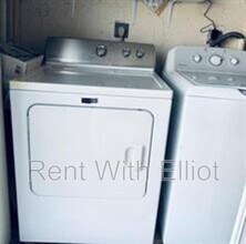 655 SW 111th Way in Pembroke Pines, FL - Building Photo - Building Photo