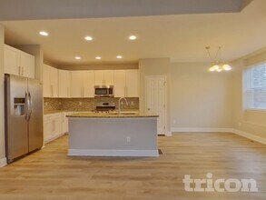 9805 W Hinsdale Pl in Littleton, CO - Building Photo - Building Photo