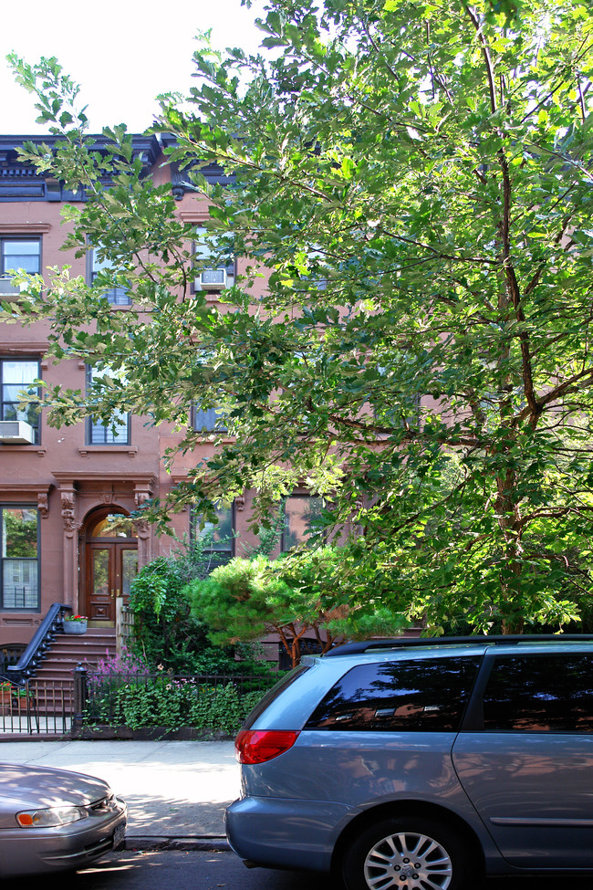 379 3rd St in Brooklyn, NY - Foto de edificio - Building Photo