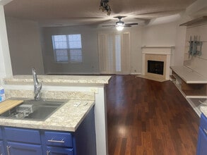 Room in Townhome on Waverly Hills Dr in Lawrenceville, GA - Building Photo - Building Photo