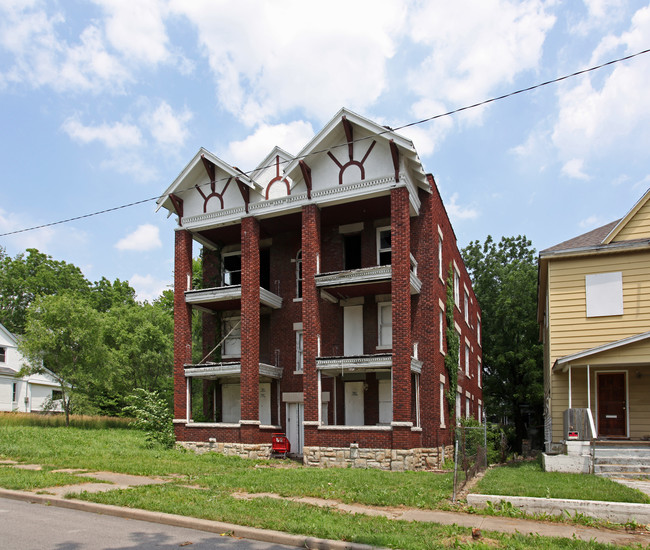 Park Ave Apartments