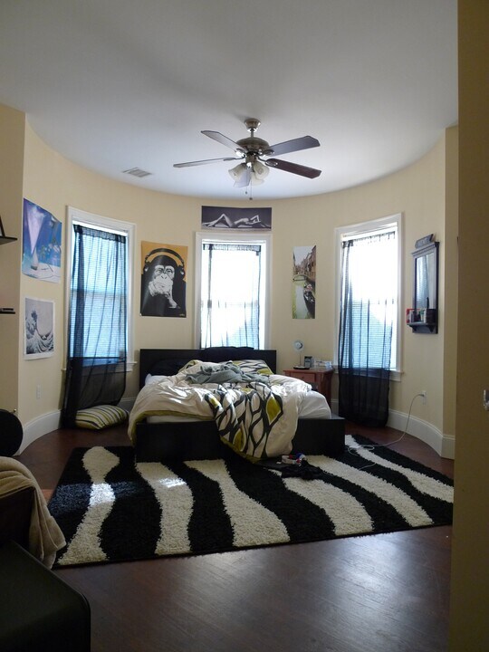 10 Sachem St, Unit 2 in Boston, MA - Building Photo
